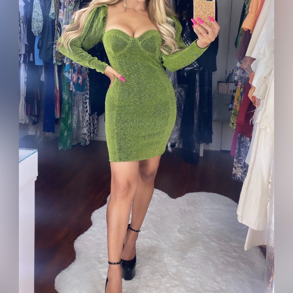NWT Elegant Green Glitter Dress Size XL